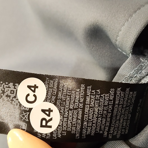 Plunge keyhole pencil formal Dress 👗 🖊️ - Picture 11 of 15